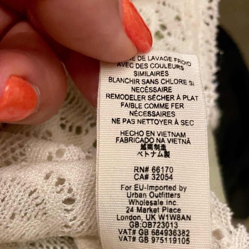 Free People Oversized Crochet Lace Eyelet Sweater Sweatshirt Long Sleeve Top S P - Picture 10 of 16